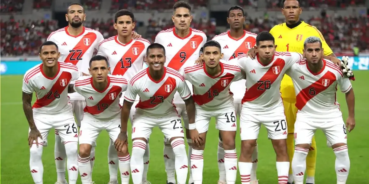 La Selección Peruana posando para la foto (Foto: FPF) 