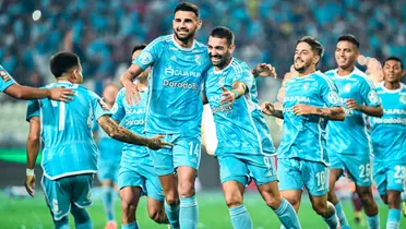 Sporting Cristal celebrando gol