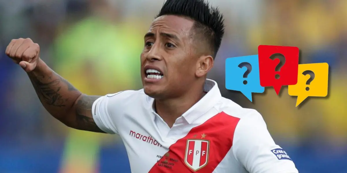 Christian Cueva alzando el brazo y vistiendo la camiseta de la Selección Peruana