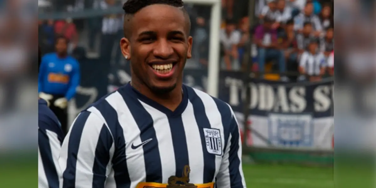 Jefferson Farfán podría ser uno  de los jales más importantes de Alianza Lima si decide regresar al íntimo durante este año