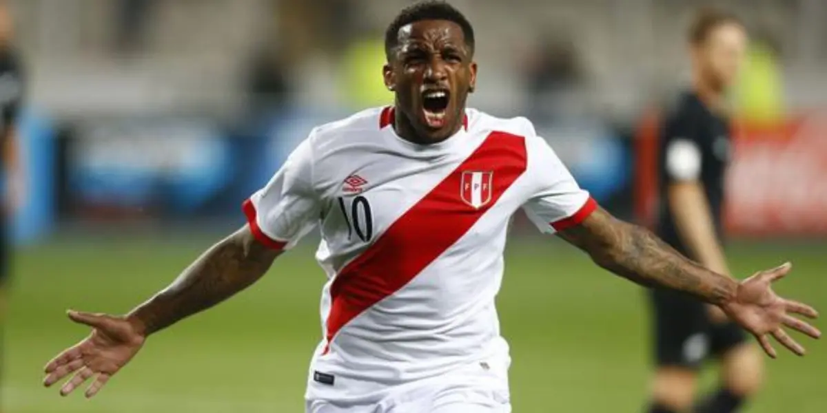 Jefferson Farfán ya volvió a los entrenamientos 