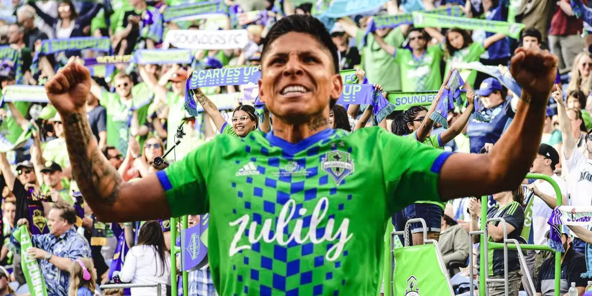 La reacción de los hinchas del Seattle Sounders al ver jugar a Ruidíaz, ¿lo quieren fuera?