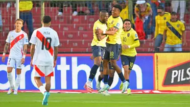 Selección Ecuatoriana - Selección Peruana (Foto: La Bicolor)