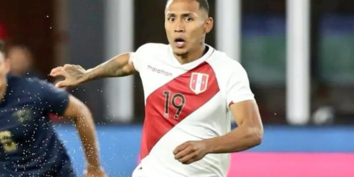 Seleccionado peruano la rompió ante El Salvador, pero a pesar de ello recibe críticas 