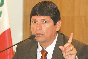 Tras los rumores creados tras ala reelección de Lozano a ala presidencia de la FPF, Sport Huancayo, Cantolao, Juan Aurich, Ayacucho FC, UTC, San Martín, se pueden ver implicados ante un posible pago de favores